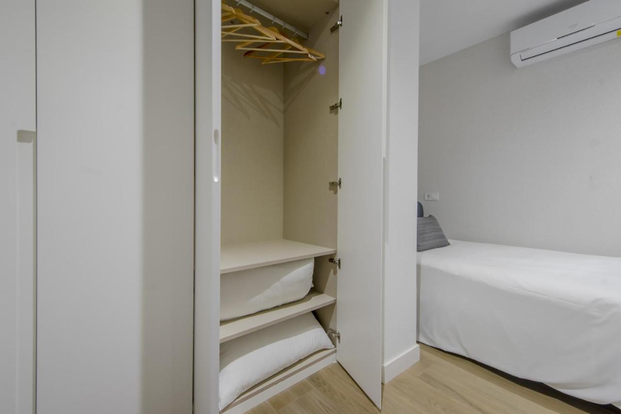 Nuevo Piso Para 7 En El Corazon Del Rastro/Madrid Luaran gambar