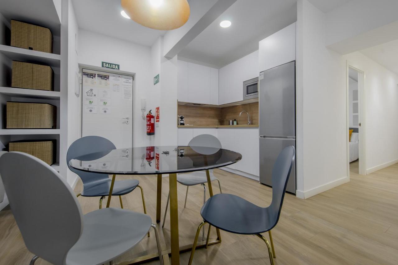 Nuevo Piso Para 7 En El Corazon Del Rastro/Madrid Luaran gambar