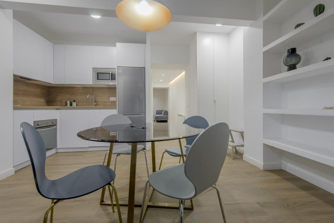 Nuevo Piso Para 7 En El Corazon Del Rastro/Madrid Luaran gambar